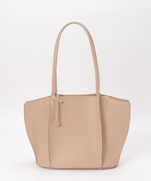 ikka（イッカ）の「PUハギ横長トートバッグ（トートバッグ・レディース・ホワイト/ピンクベージュ/ブラック/グレー・FREE）」の4枚目の写真