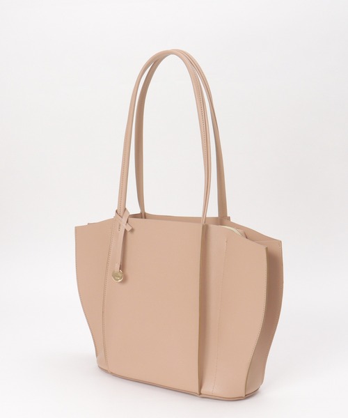 ikka（イッカ）の「PUハギ横長トートバッグ（トートバッグ・レディース・ホワイト/ピンクベージュ/ブラック/グレー・FREE）」の7枚目の写真