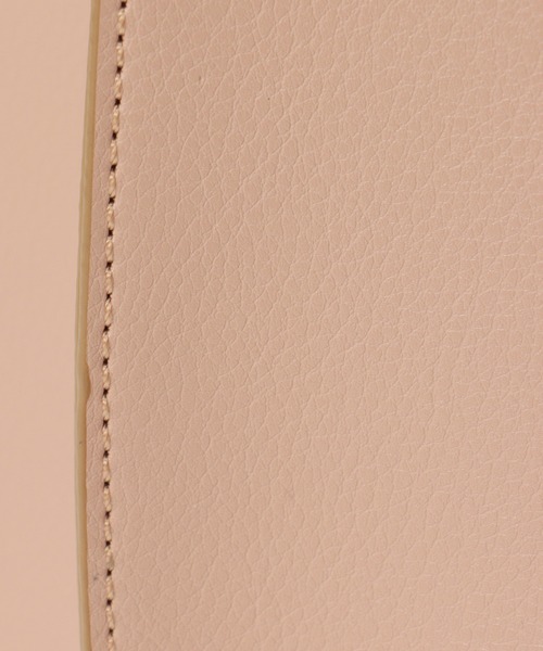 ikka（イッカ）の「PUハギ横長トートバッグ（トートバッグ・レディース・ホワイト/ピンクベージュ/ブラック/グレー・FREE）」の14枚目の写真