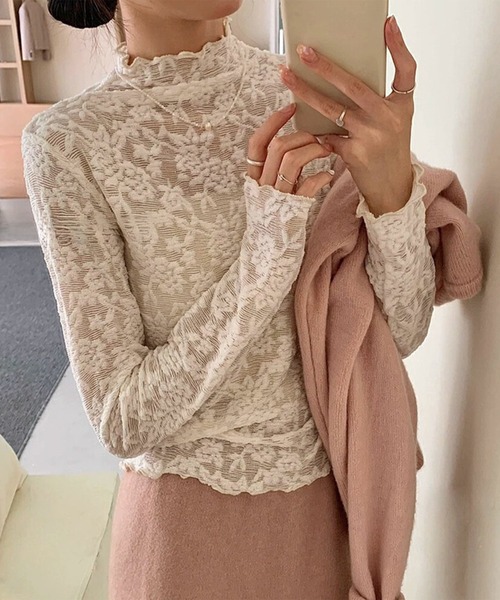 Jasmine Grandiflorum(ジャスミングランディフローラム)の「【Jasmine】ストレッチレースシアートップス(Tシャツ/カットソー・レディース・ブラック/グレー/オフホワイト/チョコ・FREE)」の2枚目の写真