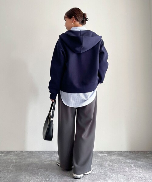 fredy emue（フレディエミュ）の「ダンボールフードZIPスウェットブルゾン（スウェット・レディース・ネイビー/ブラウン/グレー/アイボリー・38）」の8枚目の写真