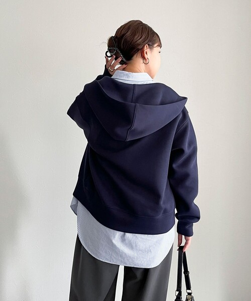 fredy emue（フレディエミュ）の「ダンボールフードZIPスウェットブルゾン（スウェット・レディース・ネイビー/ブラウン/グレー/アイボリー・38）」の10枚目の写真