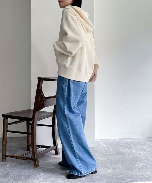 fredy emue（フレディエミュ）の「ダンボールフードZIPスウェットブルゾン（スウェット・レディース・ネイビー/ブラウン/グレー/アイボリー・38）」の17枚目の写真