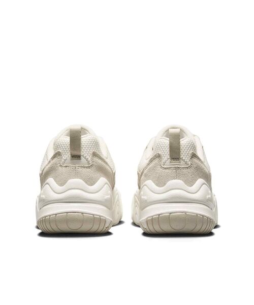 Nike テックヘラクリームスニーカー26cm セール】ナイキ テック ヘラ ウィメンズシューズ / Nike Tech