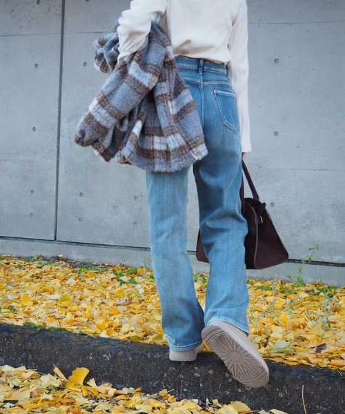 LAULEN（ローレン）の「fleece lining high waist denim /裏起毛ハイウエストストレッチストレートデニムパンツ（デニムパンツ・レディース・ダークブルー/ライトブルー/ブルー・XS/S/M/L）」の9枚目の写真