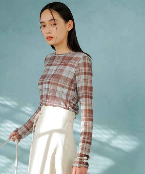 VIS（ビス）の「クルーネックインナートップス（レース・チェック・ラメ・シアー）（Tシャツ/カットソー・レディース・オフホワイト/ブラウン系その他2/ブラック/グレー系その他/ホワイト系その他/ミント/ブラック系その他/シルバー・FREE）」の20枚目の写真