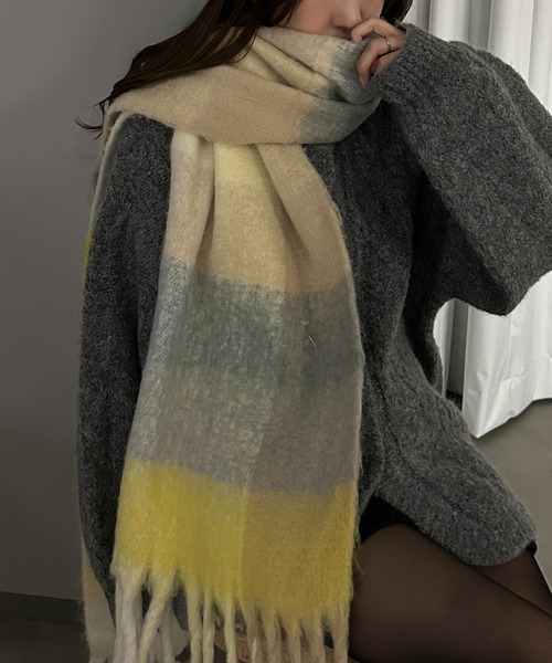 apres jour mignon(アプレジュールミニョン)の「【apresjour mignon×ARIAZ】カラーチェックマフラー(ストール/ショール・レディース・ピンク系その他/オレンジ系その他/ホワイト系その他2・ONESIZE)」の2枚目の写真