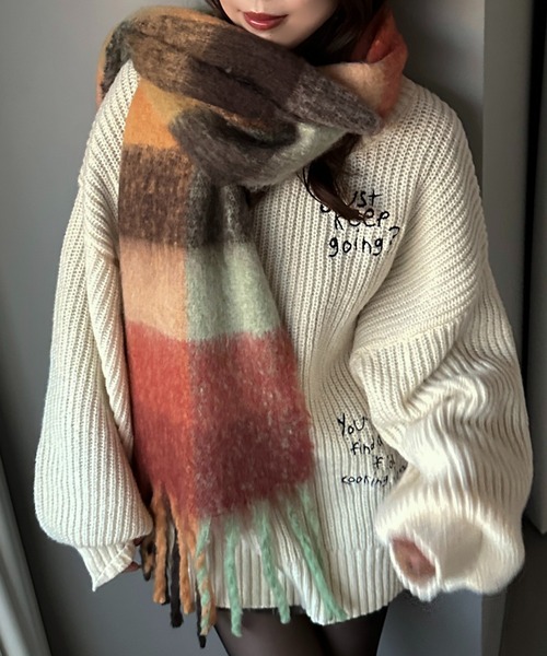 apres jour mignon(アプレジュールミニョン)の「【apresjour mignon×ARIAZ】カラーチェックマフラー(ストール/ショール・レディース・ピンク系その他/オレンジ系その他/ホワイト系その他2・ONESIZE)」の7枚目の写真