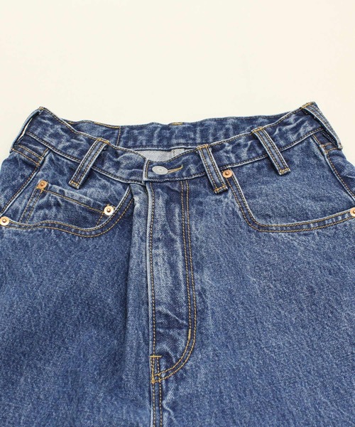 RNA（アールエヌエー）の「R4319 ＡＬＴ刺繍ワイドストレート（デニムパンツ・レディース・ライトインディゴブルー・MEDIUM）」の9枚目の写真