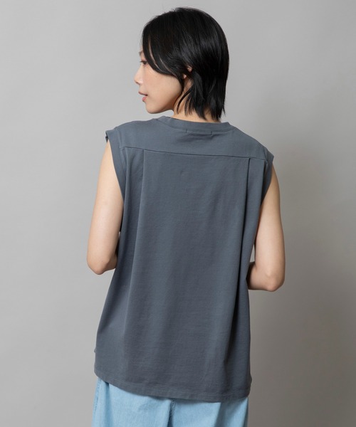 Munich（ミューニック）の「スリーブレスロゴプリントＴシャツ（Tシャツ/カットソー・レディース・モカ/ホワイト/ダークグレー/ライトカーキ・FREE）」の17枚目の写真