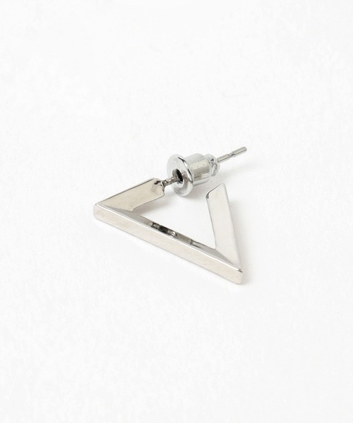 HARE（ハレ）の「【MADE IN JAPAN】トライアングルピアス(HARE)（ピアス（片耳用）・メンズ・シルバー・FREE）」の5枚目の写真