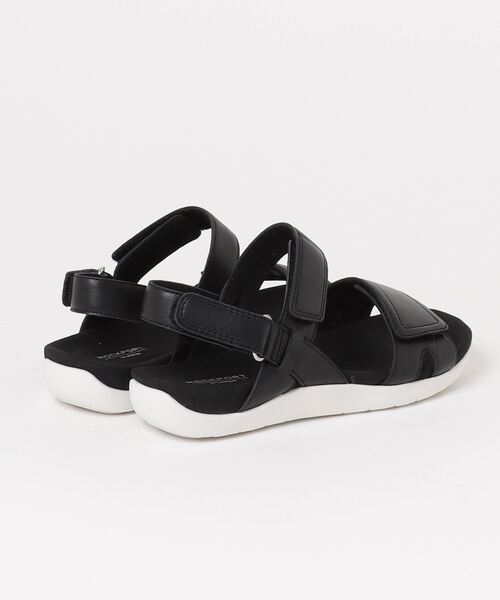 ROCKPORT(ロックポート)の「【WOMEN】トゥルーウォークゼロ テシア スポーツサンダル(サンダル・レディース・ブラック・25.0cm/24.5cm/24.0cm/23.5cm/23.0cm/22.5cm/22.0cm)」の2枚目の写真