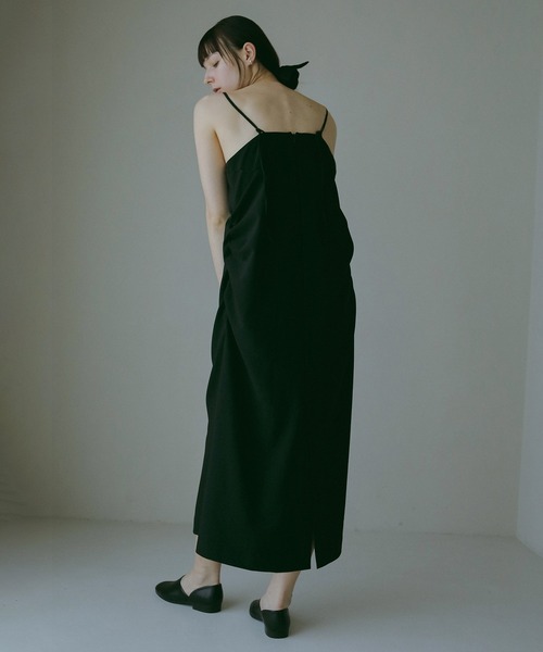 MANOF(マノフ)の「INNER SET 2WAY CAMI ONE PIECE(ワンピース・レディース・ブラック/ベージュ・S/M)」の22枚目の写真