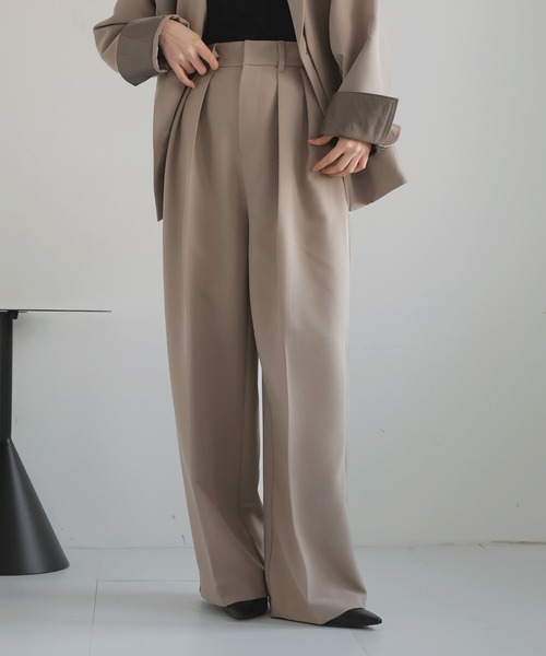 ツータックワイドパンツ（スラックス）｜LIAN（リアン）の