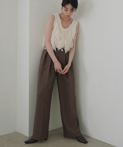 LIAN（リアン）の「ツータックワイドパンツ（スラックス・レディース・ブラック/グレイッシュベージュ/チャコールグレー/モカ/ブラウン・MEDIUM/MT）」の5枚目の写真