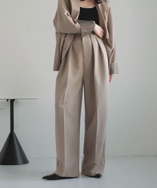 LIAN（リアン）の「ツータックワイドパンツ（スラックス・レディース・ブラック/グレイッシュベージュ/チャコールグレー/モカ/ブラウン・MEDIUM/MT）」の11枚目の写真