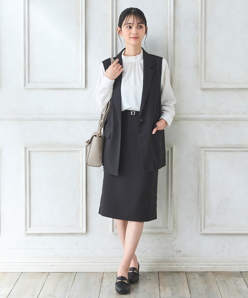 Honeys（ハニーズ）の「【ストレッチ・ウォッシャブル・イージーケア・接触冷感】テーラードジレ（ベスト・レディース・グレー/グレイッシュベージュ/ブラック/ネイビー・L/LL/M/S）」の11枚目の写真