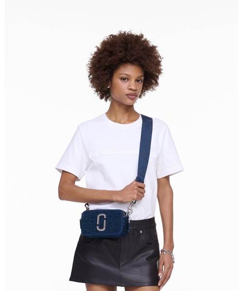 MARC JACOBS(マークジェイコブス)の「CRYSTAL DENIM SNAPSHOT THE SNAPSHOT/ザ クリスタル デニム スナップショット(ショルダーバッグ・レディース・インディゴブルー・ONE SIZE)」の3枚目の写真