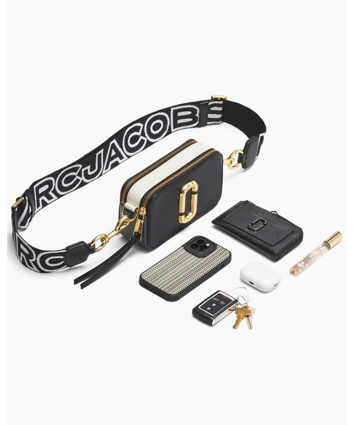 MARC JACOBS(マークジェイコブス)の「CRYSTAL DENIM SNAPSHOT THE SNAPSHOT/ザ クリスタル デニム スナップショット(ショルダーバッグ・レディース・インディゴブルー・ONE SIZE)」の9枚目の写真