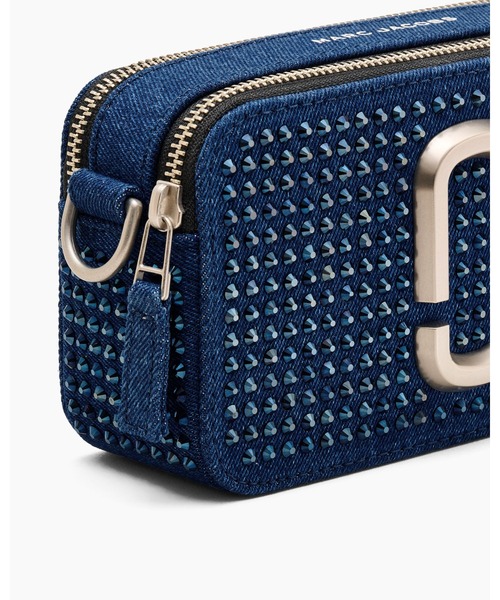 MARC JACOBS(マークジェイコブス)の「CRYSTAL DENIM SNAPSHOT THE SNAPSHOT/ザ クリスタル デニム スナップショット(ショルダーバッグ・レディース・インディゴブルー・ONE SIZE)」の8枚目の写真