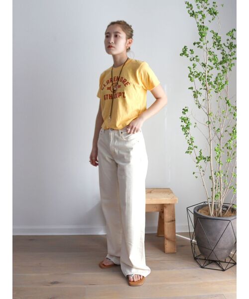 Ungrid（アングリッド）の「CLAREMOREコンパクトロゴTee（Tシャツ/カットソー・レディース・イエロー/ブルー/オフホワイト・FREE）」の22枚目の写真