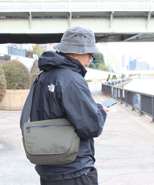 RAW.C(ロークリエイト)の「FUNCTIONAL/ファンクショナル ショルダーバッグ "EWING" MESSENGER BAG RCB-090TI(ショルダーバッグ・メンズ・ダークカーキ/ブラック・FREE)」の4枚目の写真