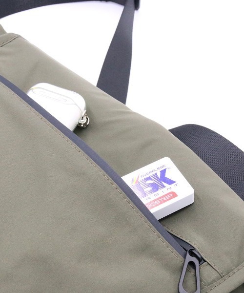 RAW.C(ロークリエイト)の「FUNCTIONAL/ファンクショナル ショルダーバッグ "EWING" MESSENGER BAG RCB-090TI(ショルダーバッグ・メンズ・ダークカーキ/ブラック・FREE)」の14枚目の写真