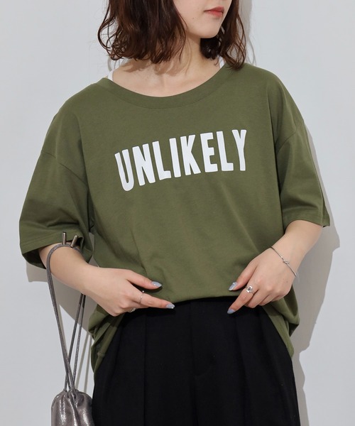 atONE（アットワン）の「オーバーサイズシルエットロゴプリントTシャツ（Tシャツ/カットソー・レディース・グリーン系その他5/ネイビー系4/グレー系5/ブラック系6/ホワイト系1/ブルー系その他4/ブラック系その他2/ベージュ系2/ブラック系3/ホワイト系6/ホワイト系4/イエロー系6/パープル系3/カーキ系2/ホワイト系3/ベージュ系その他5/ブラック系その他/ブルー系1・M/L）」の13枚目の写真