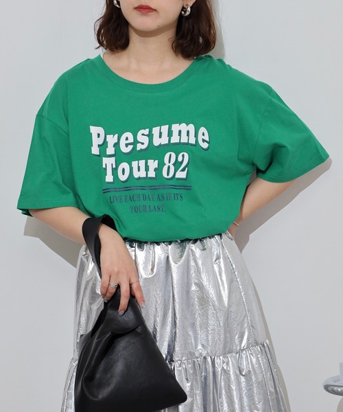 atONE（アットワン）の「オーバーサイズシルエットロゴプリントTシャツ（Tシャツ/カットソー・レディース・グリーン系その他5/ネイビー系4/グレー系5/ブラック系6/ホワイト系1/ブルー系その他4/ブラック系その他2/ベージュ系2/ブラック系3/ホワイト系6/ホワイト系4/イエロー系6/パープル系3/カーキ系2/ホワイト系3/ベージュ系その他5/ブラック系その他/ブルー系1・M/L）」の12枚目の写真