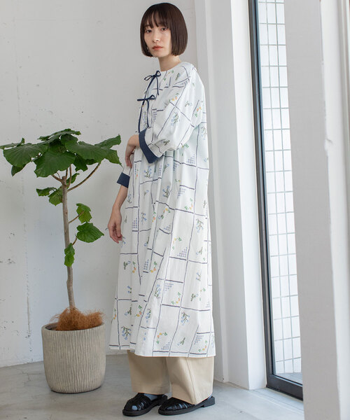 POU DOU DOU（プードゥドゥ）の「ステッチプリントカフタンワンピース（ワンピース・レディース・ダークグレー/オフホワイト・M）」の15枚目の写真