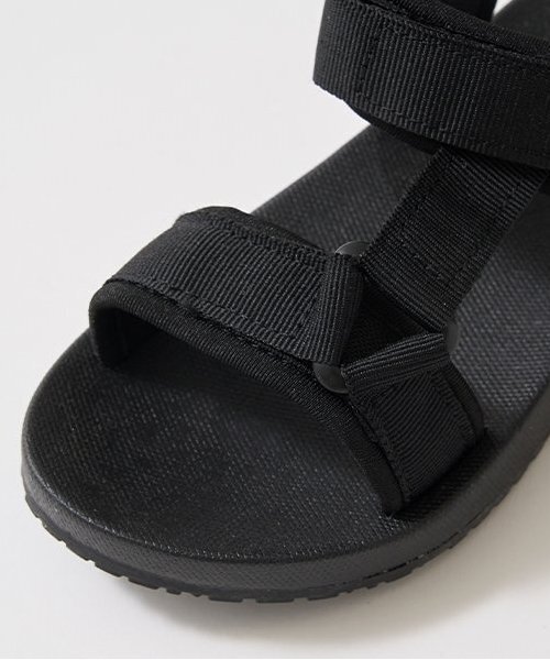 b・ROOM（ビールーム）の「テープサンダル（サンダル・キッズ・ブラック/ブラウン・S/L/SS/LL/M）」の7枚目の写真