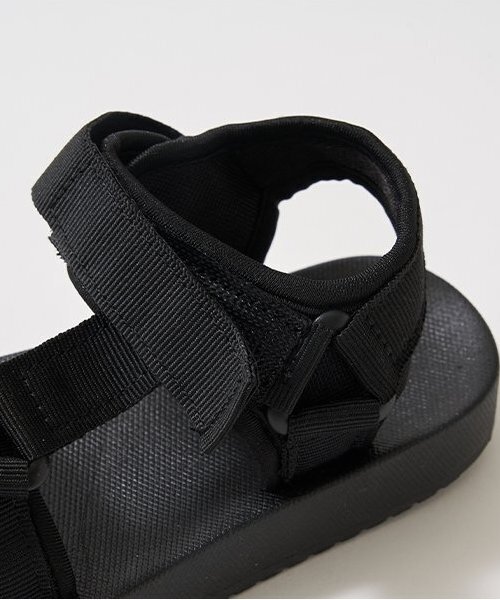 b・ROOM（ビールーム）の「テープサンダル（サンダル・キッズ・ブラック/ブラウン・S/L/SS/LL/M）」の9枚目の写真
