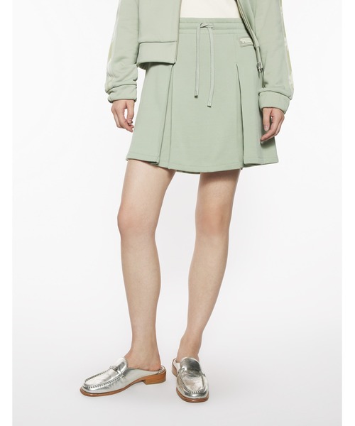 [MAISON KITSUNE] メゾンキツネ ミニスカート Mini Skirt セール】BELTED UTILITY MINI SKIRT（スカート）｜Maison