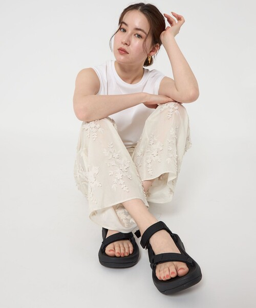 Teva(テバ)の「<Teva>HURRICANE XLT2 AMPSOL/サンダル(サンダル・レディース・ベージュ/ブラック・7/5/6/8)」の6枚目の写真