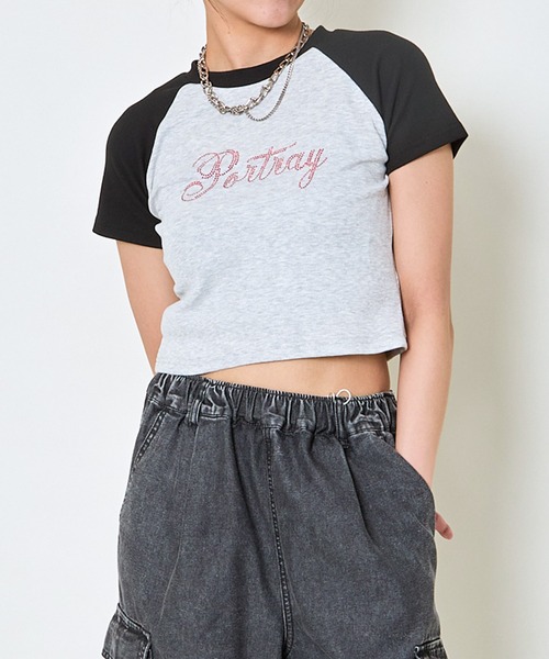GORGE(ゴージ)の「《ラインストーン×ラグラン配色》ショート丈トップス(Tシャツ/カットソー・レディース・ブラック/オフホワイト/グレー・F)」の16枚目の写真