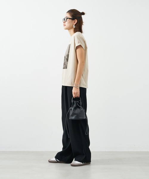 MICA&DEAL(マイカ&ディール)の「ストレートギャザーパンツ(その他パンツ・レディース・オフホワイト/ブラック/ネイビー・36)」の21枚目の写真