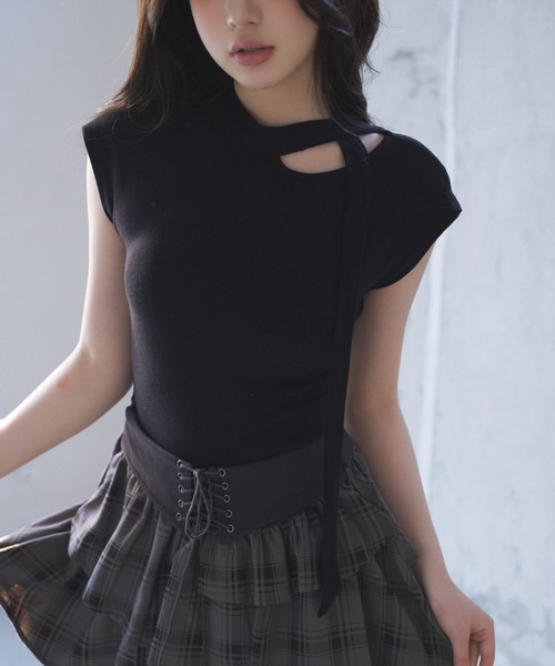 VEILA(ヴェイラ)の「長めリボンカットソーTシャツ(Tシャツ/カットソー・レディース・アイボリー/ブラック・フリー/M/L/S)」の10枚目の写真