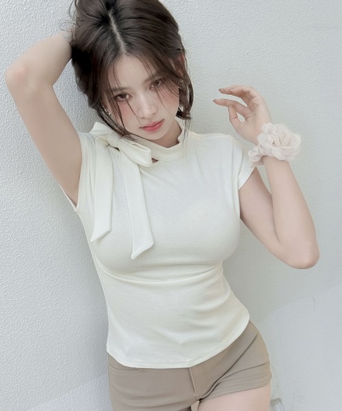 VEILA(ヴェイラ)の「長めリボンカットソーTシャツ(Tシャツ/カットソー・レディース・アイボリー/ブラック・フリー/M/L/S)」の7枚目の写真