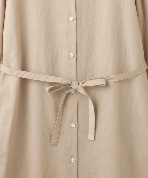 ROPE'(ロペ)の「【WEB・一部店舗限定】フロントオープンシャツワンピース/洗える(ワンピース・レディース・チャコールグレー/ベージュ・FREE)」の8枚目の写真