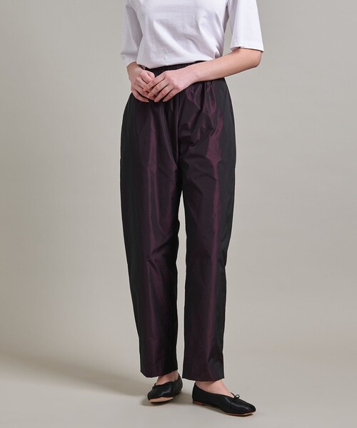 LOEFF（ロエフ）の「＜LOEFF＞グロッシー タフタ クロップド パンツ（その他パンツ・レディース・ブラック/ワイン・0/1）」の8枚目の写真