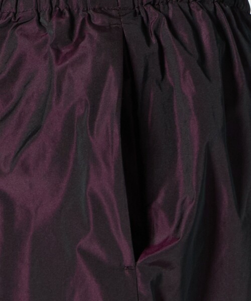 LOEFF（ロエフ）の「＜LOEFF＞グロッシー タフタ クロップド パンツ（その他パンツ・レディース・ブラック/ワイン・0/1）」の20枚目の写真