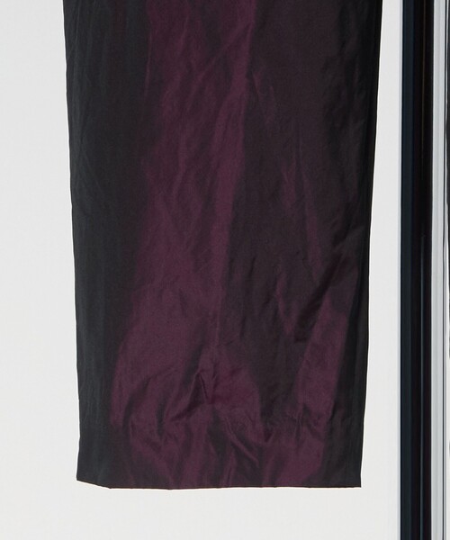 LOEFF（ロエフ）の「＜LOEFF＞グロッシー タフタ クロップド パンツ（その他パンツ・レディース・ブラック/ワイン・0/1）」の22枚目の写真