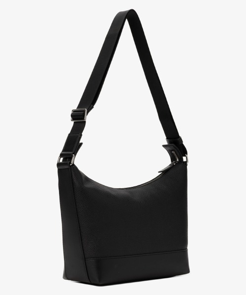 セール】COOPER ぺブル レザー クレセントバッグ（ショルダー