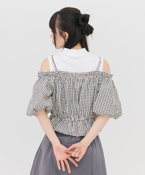 REDYAZEL（レディアゼル）の「オフショルブラウス×ノースリーブニット（シャツ/ブラウス・レディース・ブラック/オフホワイト/ピンク・FREE）」の6枚目の写真