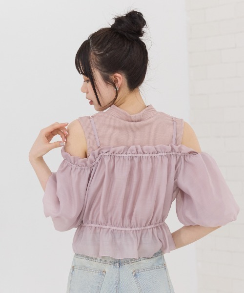 REDYAZEL（レディアゼル）の「オフショルブラウス×ノースリーブニット（シャツ/ブラウス・レディース・ブラック/オフホワイト/ピンク・FREE）」の13枚目の写真