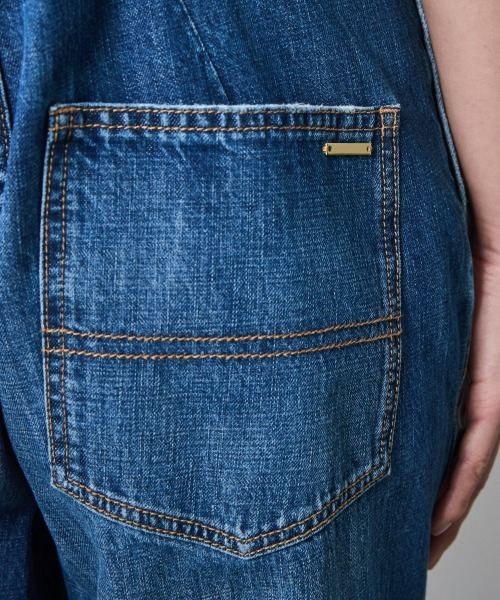 CHIC STYLE(シックスタイル)の「綿100%デニムオーバーオール<大きいサイズ有>シックスタイル(サロペット/オーバーオール・レディース・ブルー系/ブラック系・M/L/LL/3L/4L/5L)」の5枚目の写真