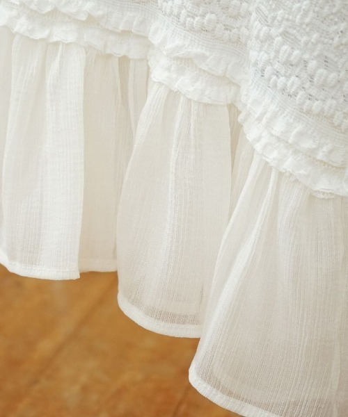 flower(フラワー)の「サニーレースビスチェ(キャミソール・レディース・ホワイト/ブラック・FREE)」の15枚目の写真