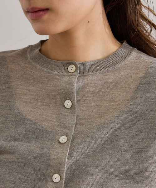 ROPE'（ロペ）の「【洗える】LEVITAクルーネックシアーカーディガン（カーディガン/ボレロ・レディース・ベージュ系その他/ブラック・FREE）」の7枚目の写真