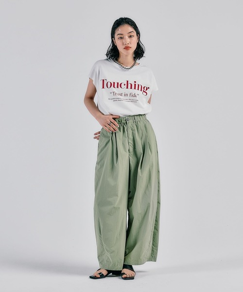 LEPSIM(レプシィム)の「カラーロゴワイドフレンチT 574901(Tシャツ/カットソー・レディース・ブラウン/ライトブルー/オフホワイト・FREE)」の7枚目の写真