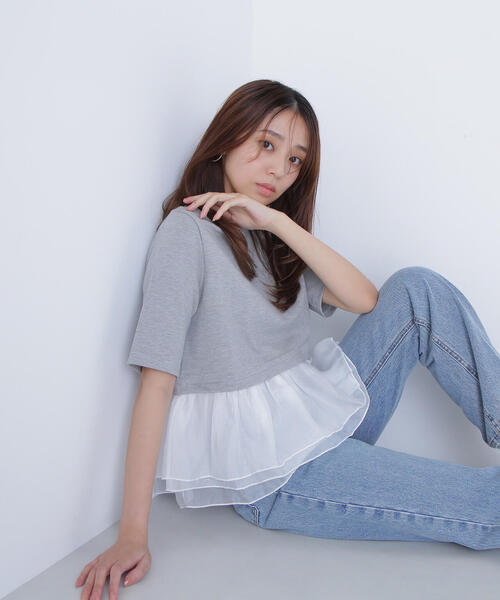 NATURAL BEAUTY BASIC（ナチュラルビューティーベーシック）の「◇シフォンドッキングペプラムカットソー（Tシャツ/カットソー・レディース・グレー系その他/ブラック/オフホワイト・FREE）」の16枚目の写真